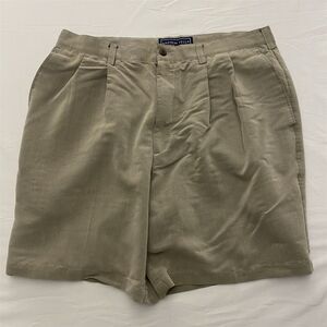 Andrew Fezza 34 x 8" Beige Woven Pleated Casual Shorts‎